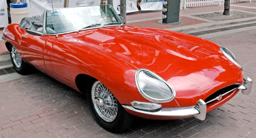 Jaguar E-Type Serie 1 Baujahr ab 1962 Roadster Mulde